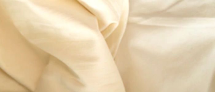 How to remove yellow stains from white sheets