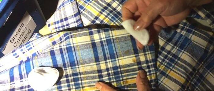 how to get rid of grease stains on clothes